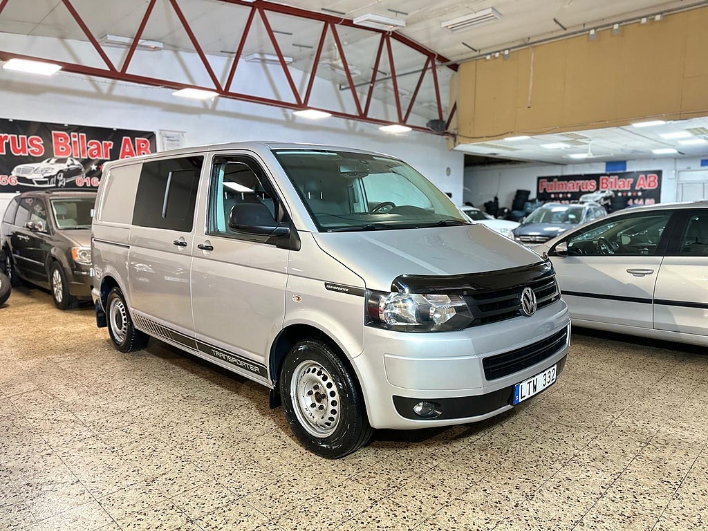 Volkswagen Transporter T30 2.0 TDI BMT 3-sits Besiktigad & Ny Servad 