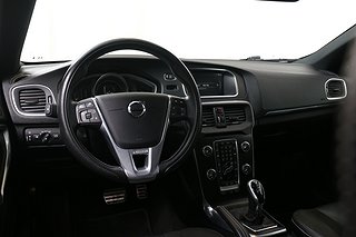 Halvkombi Volvo V40 11 av 23