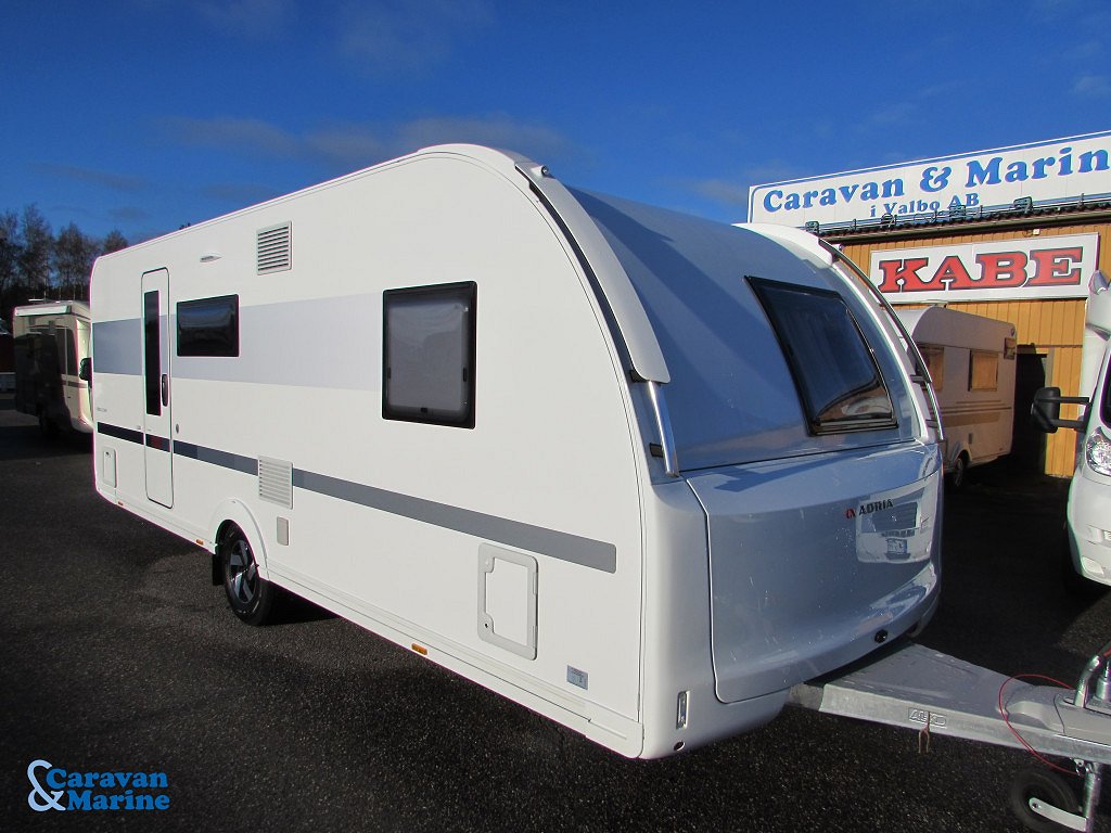 Adria Adora 613 PK *AC+30 Campingnätter på köpet*