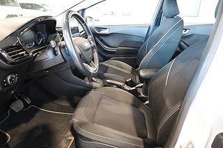 Halvkombi Ford Fiesta 10 av 19