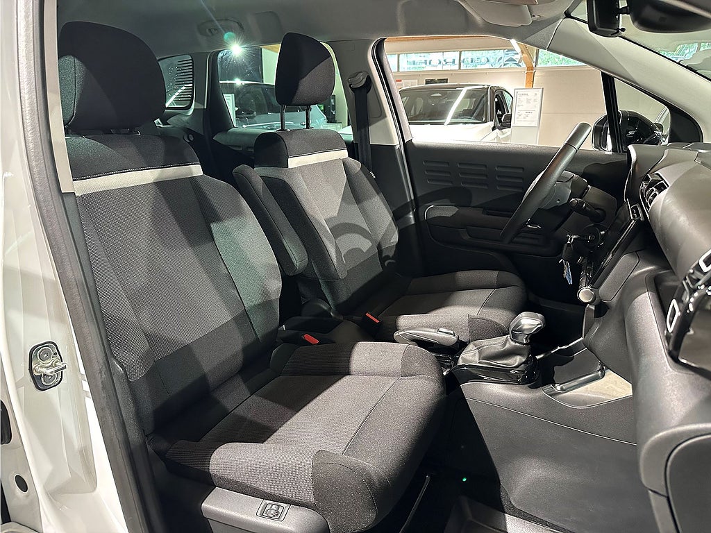 Bild på Citroën C3 AirCross Shine 1.2 PT 130hk Aut - CARPLAY, P-SENSOR
