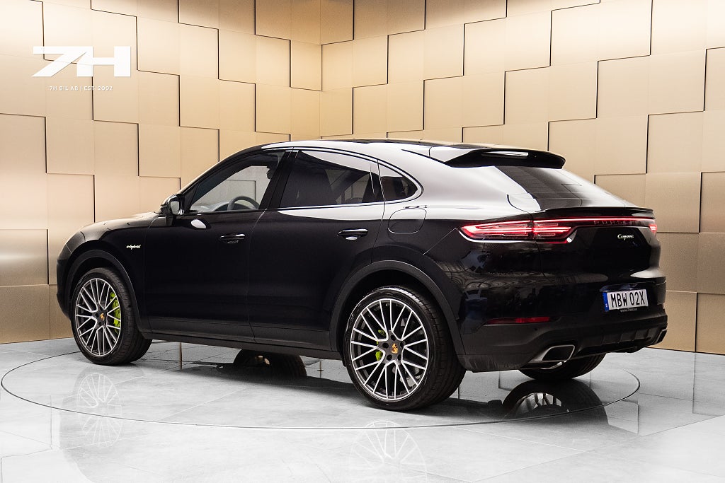 Porsche Cayenne E-Hybrid Coupé / Bose / 18-väg / Pano / Ad Farthållare