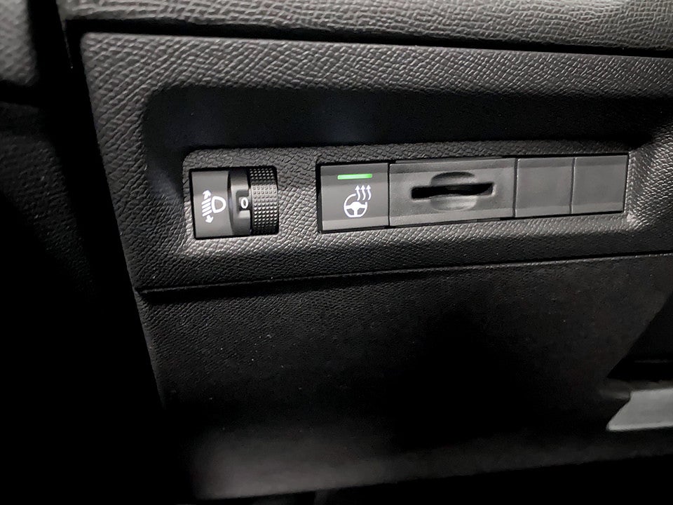 Bild på Peugeot 308 sw Allure Hybrid 145hk Aut B-KAMERA RATTVÄRME