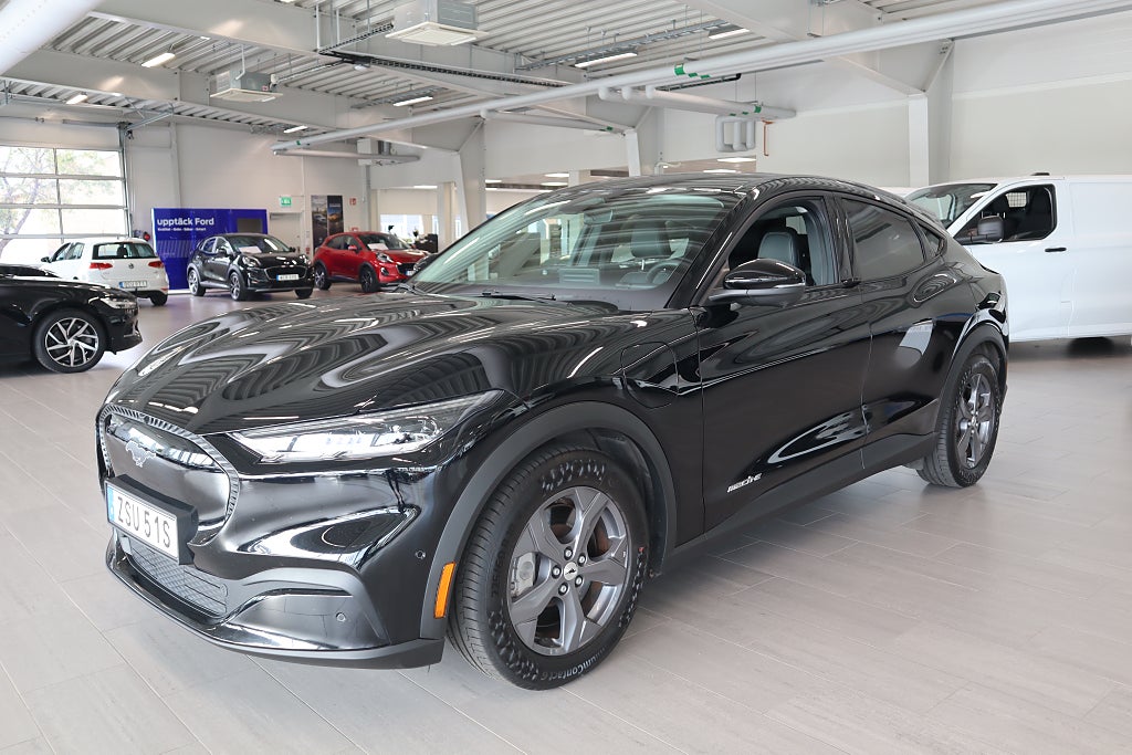 Ford Mustang Mach-E SR RWD 70kWh 269hk *Teknikpaket*