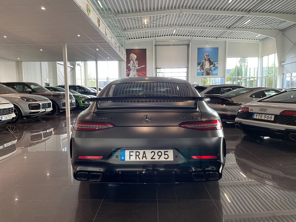Mercedes-Benz AMG GT 63 S 2024 - miniatyr 8