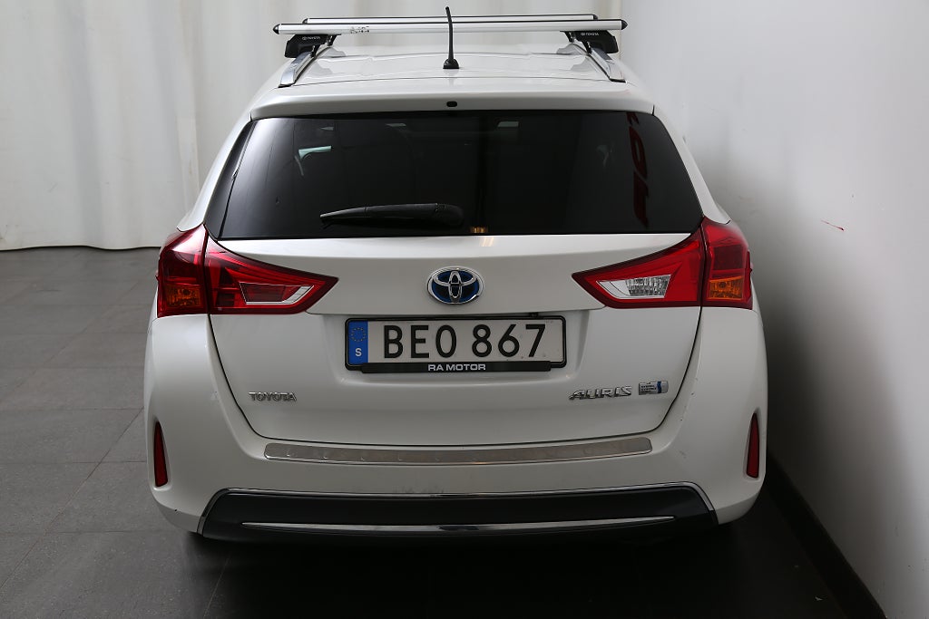 Toyota Auris Touring Sports Hybrid e-CVT Edition 50 Motorvärmare 2014