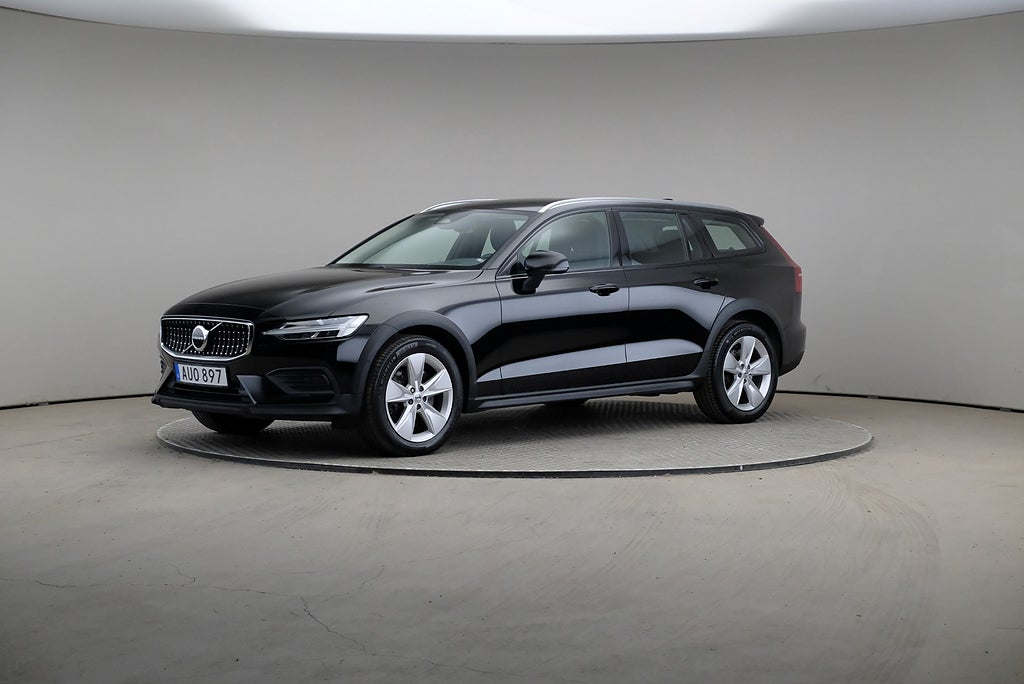Volvo V60 Cross Country Cross Country B4 197hk AWD Core Klimat Parkeringssupport