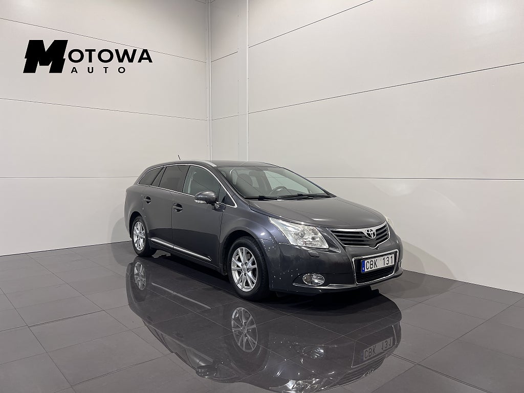Toyota Avensis Kombi 1.8 Valvematic Kamera Drag Värmare Euro 5
