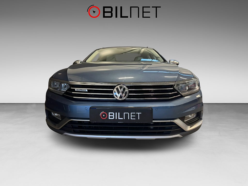 Volkswagen Passat Alltrack 2.0 TDI 4M Alltrack 190hk *3,99%* Värmare Kamera