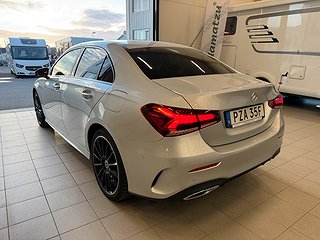 Sedan Mercedes-Benz A 8 av 15