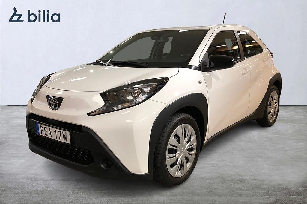 Toyota Aygo X 1.0 S-CVT PLAY V-HJUL