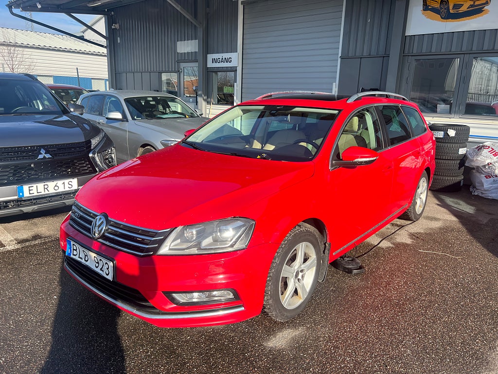 Volkswagen Passat Variant 1.4 TGI R-Line Panorama Skinn Avbet 761Kr/Mån 