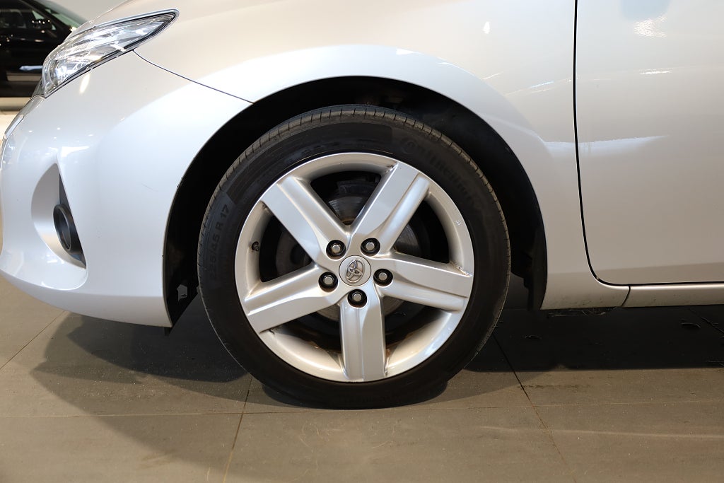 Toyota Auris 1.6 Valvematic Style Kamera Blåtand 2013