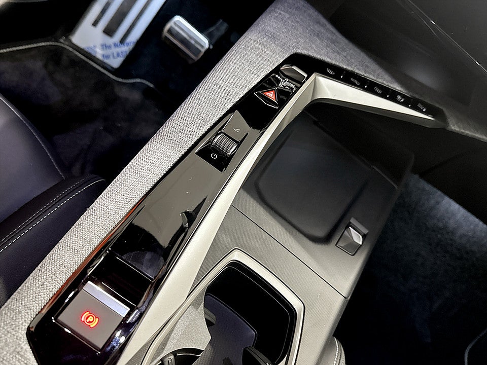 Bild på Peugeot 5008 GT Hybrid 145hk Aut B-KAMERA DRAG