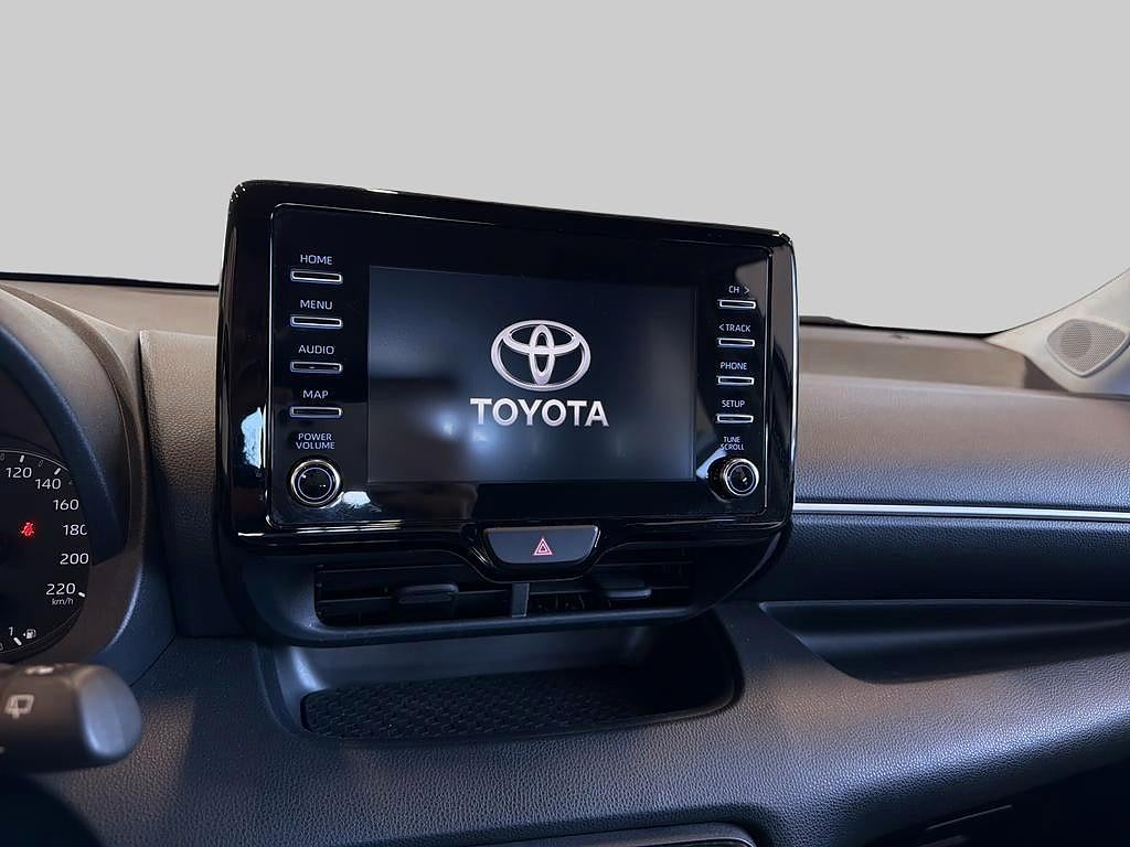 Toyota Yaris 2020 - miniatyr 12