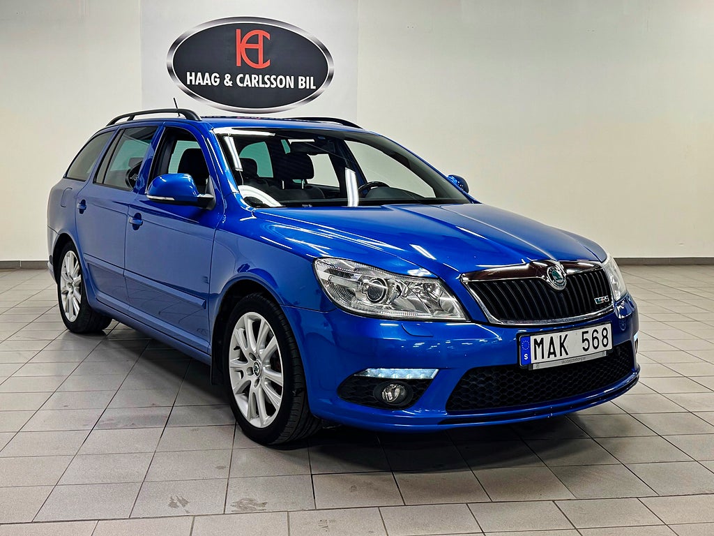 Skoda Octavia Kombi RS 2.0 TDI DPF DSG Sekventiell 170hk