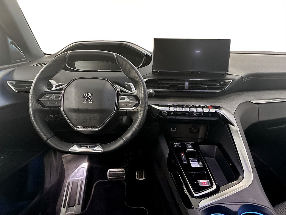 Bild på Peugeot 5008 GT 1.2 PT 130hk Aut 7-SITS B-KAMERA CARPLAY