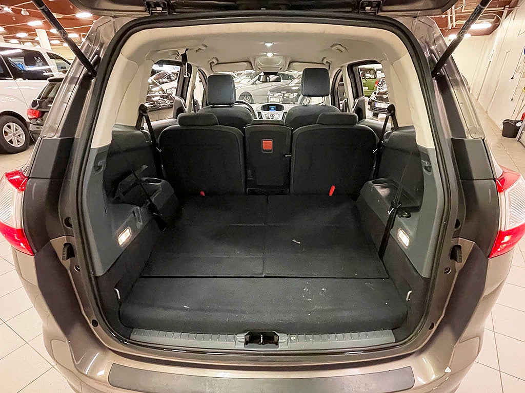 Ford C-Max Grand 1.0 EcoBoost 7-sitsig NYBYTT KAMREM 125hk
