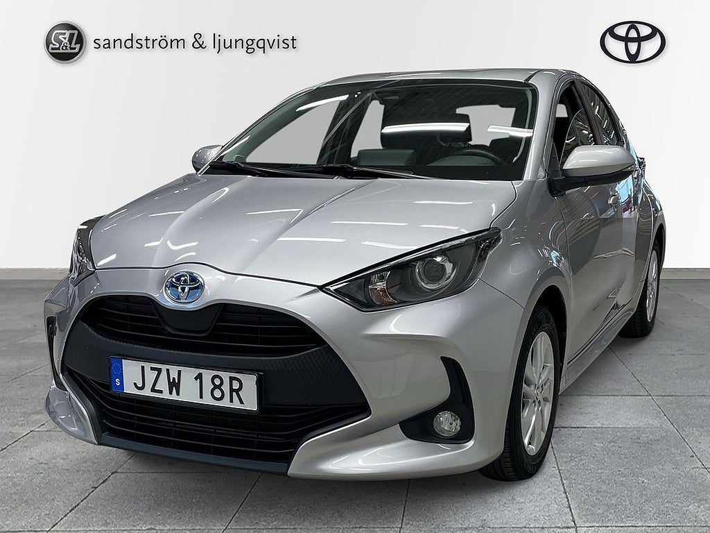 Toyota Yaris 1,5 HYBRID 5D ACTIVE KOMFORTPAKET