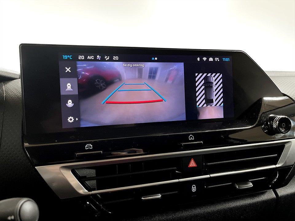 Bild på Citroën C4-X Shine 1.2 PT 130hk Aut B-KAMERA RATTVÄRME CARPLAY
