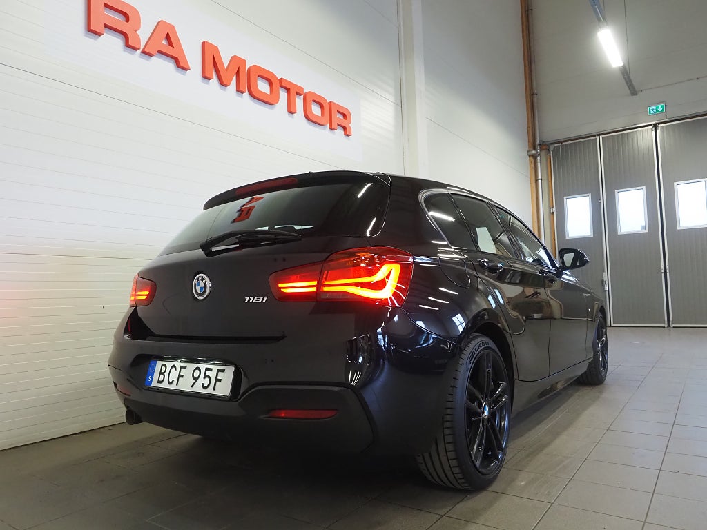 BMW 118I 136hk M Sport Helskinn P-Sensorer 18" 2019