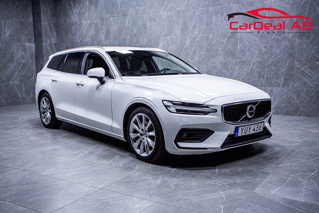 Volvo V60 D3 AWD Momentum Värmare Halvskinn Navi Drag VOC Rattvärme