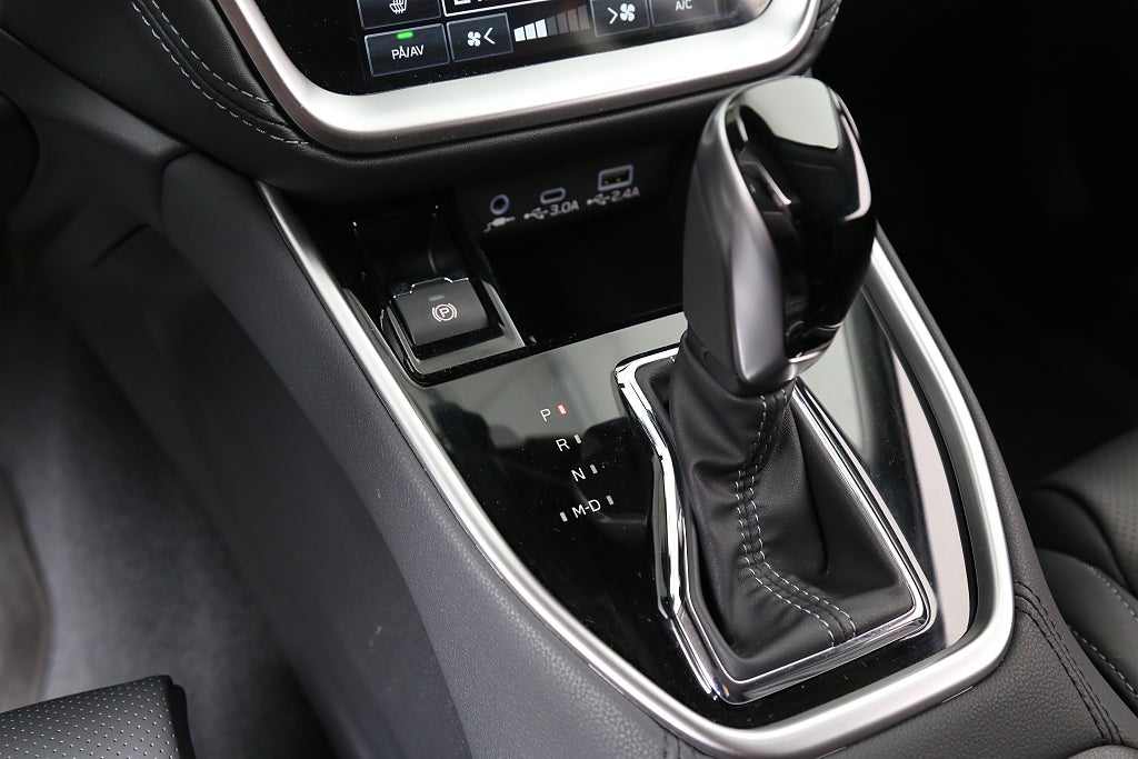 Subaru Outback 2.5 4WD XFuel Lineartronic Limited | Låg skatt 965kr/år 2024