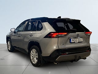 Toyota RAV4 Hybrid AWD Drag 360° JBL Skinn Mvärm SoV