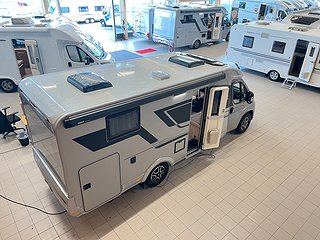 Husbil-halvintegrerad Adria COMPACT SUPREME DL 6 av 23