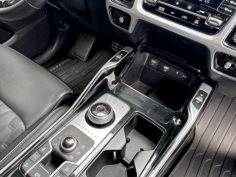 Bild på Kia Sorento Advance Plus PHEV 265hk Aut AWD APP-STYRD MOTORVÄRMERE