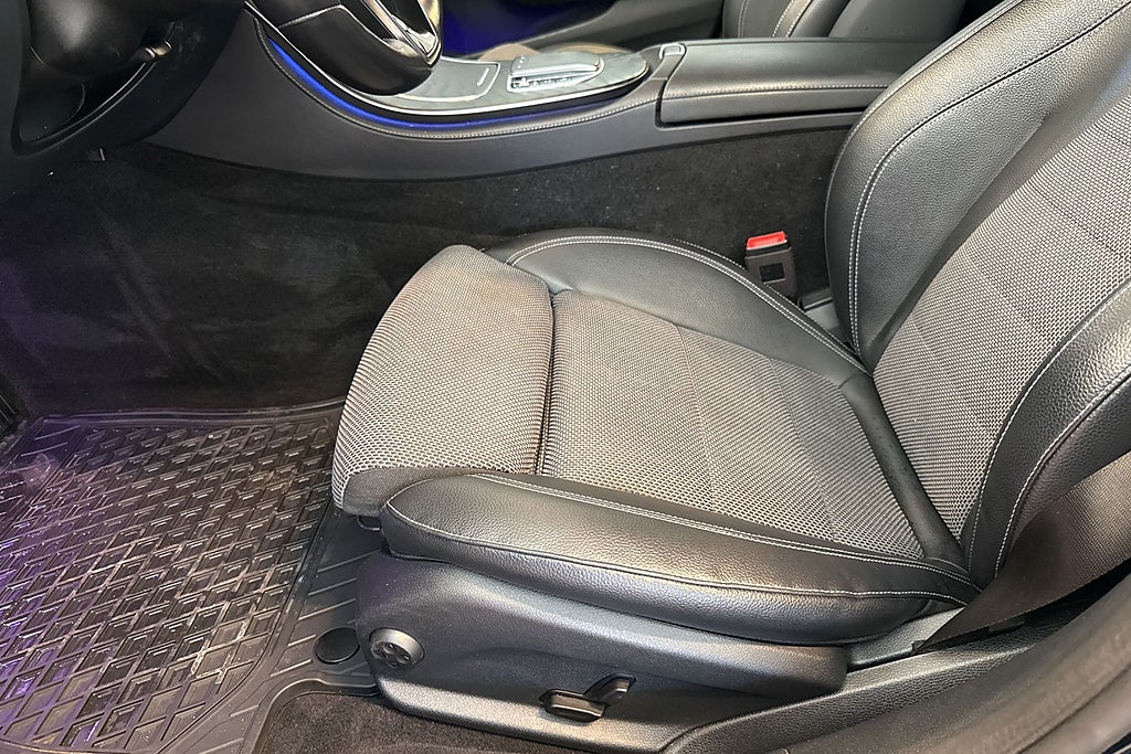 Mercedes-Benz E 300 T de 4MATIC 9G-Tronic Avantgarde Dieselhybrid Moms miniatyr 11