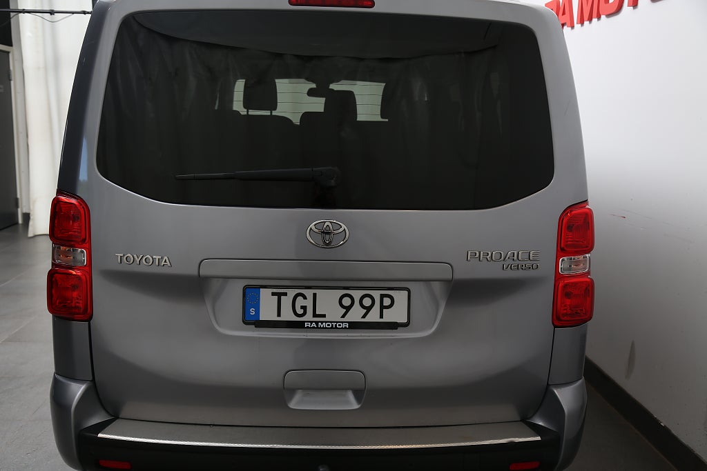 Toyota Proace Verso 2,0 D-4D 177hk Aut 9-sits Värmare Drag Leasbar 2024