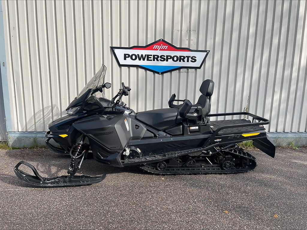 Ski-Doo Expedition LE 900 Ace 24" Moms! 