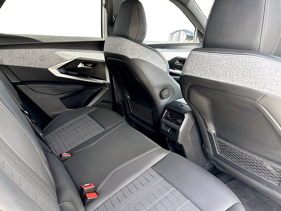 Bild på Peugeot 3008 GT Hybrid 145hk Aut B-KAMERA CARPLAY