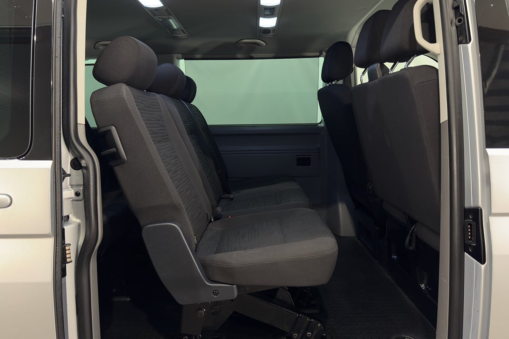 Volkswagen Caravelle 2.0 TDI SCR DSG sekvensiell, 7-trinn, 150ps, 2023