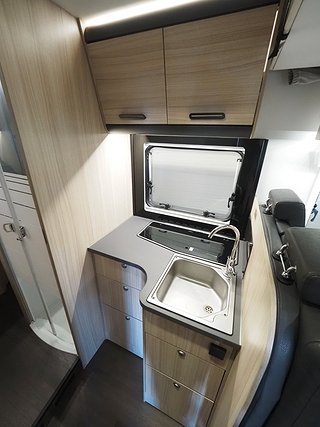 Husbil-halvintegrerad Sun Living S 75 SC 12 av 21