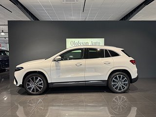 SUV Mercedes-Benz EQA 3 av 18