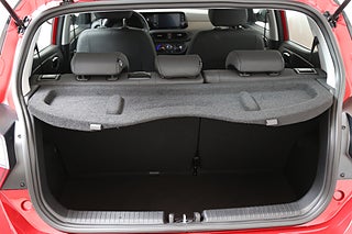 Halvkombi Hyundai i10 9 av 30