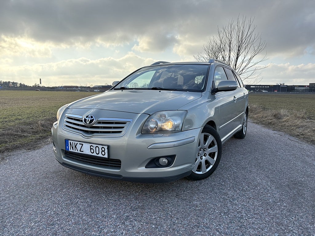 Toyota Avensis Kombi 2.0 D-4 VVT-i Euro 4
