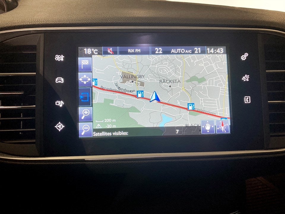 Bild på Peugeot 308 SW Allure 1.2 PT 130hk - PANO, P-SENSORER