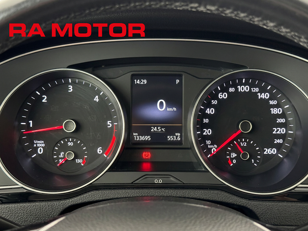 Volkswagen Passat SC 2.0 TDI 4Motion GT | Pano | Kamera | Drag | Värmare 2015
