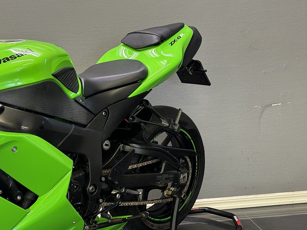 Kawasaki Ninja ZX-6R | Original kåpset | Besiktigad | Quadlock