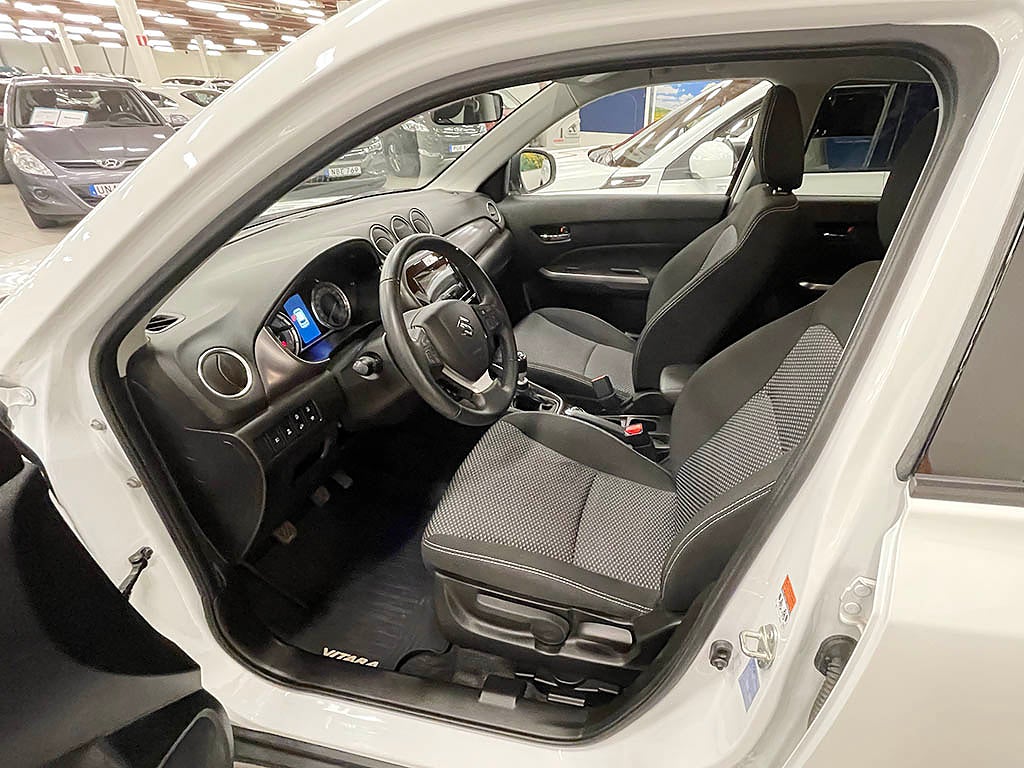 Suzuki Vitara Hybrid AllGrip Inkl Vinterhjul