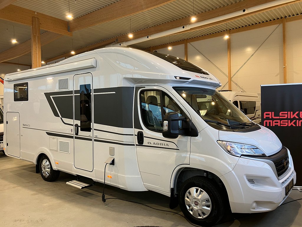 Matrix Axess 670 SL - Adria Matrix Axess 670 SL / 3500kg