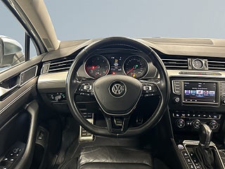 Volkswagen Passat Alltrack 2.0 TDI 4M DSG Drag/Kamera/Dvärm/LEDramp/Skinn/S&V-Däck – bild 9