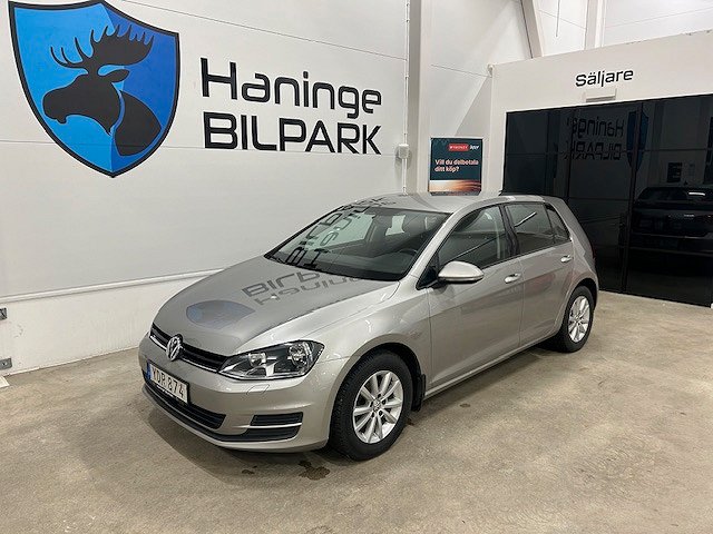 Volkswagen Golf 5-dr 1.2 TSI/AUTO/SUPERDEAL 3,95% /M-VÄRM/BT/Euro 6