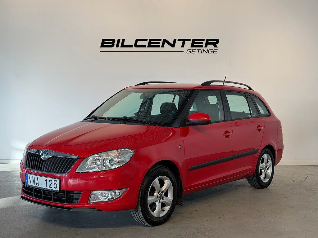 Skoda Fabia Kombi 1.2 TSI Elegance | Drag | Farthållare | PDC | S&V