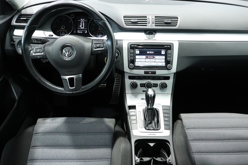 Volkswagen Passat 2013, bild 7/10