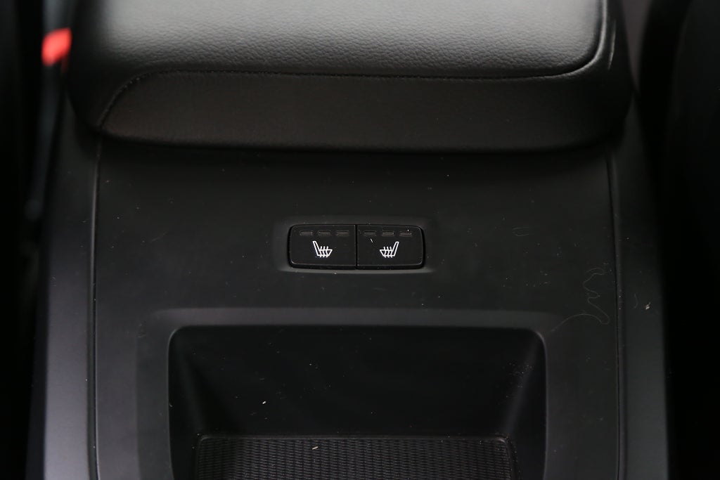 Volvo V60 Cross Country D4 190hk Edition AWD Aut BLIS Kamera VOC Dragk 2020