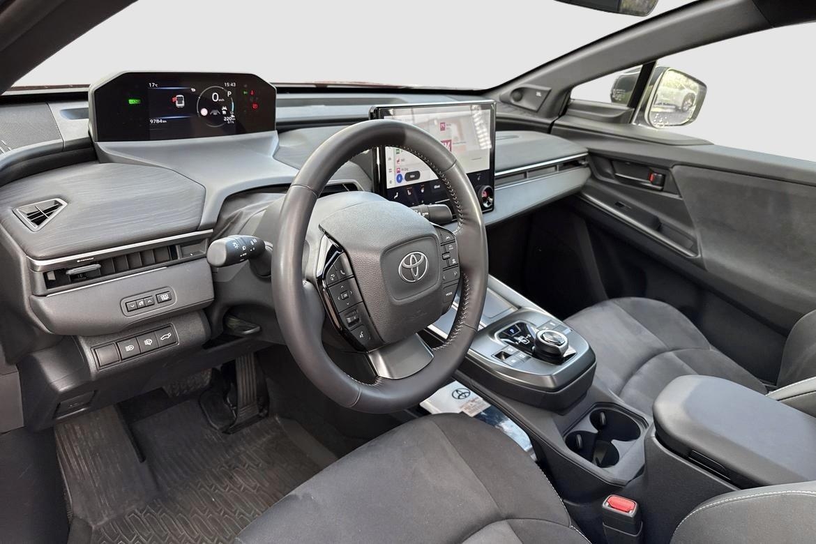 Toyota C-HR+ 77 kWh Executive 2026, bild 7/10